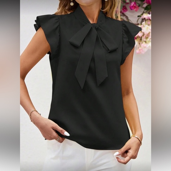Elegant Black Women's Top with Bow Detail - Picture 1 of 15